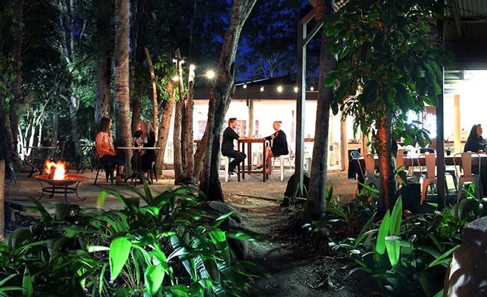 Terrace Kiosk & Rainforest Restaurant